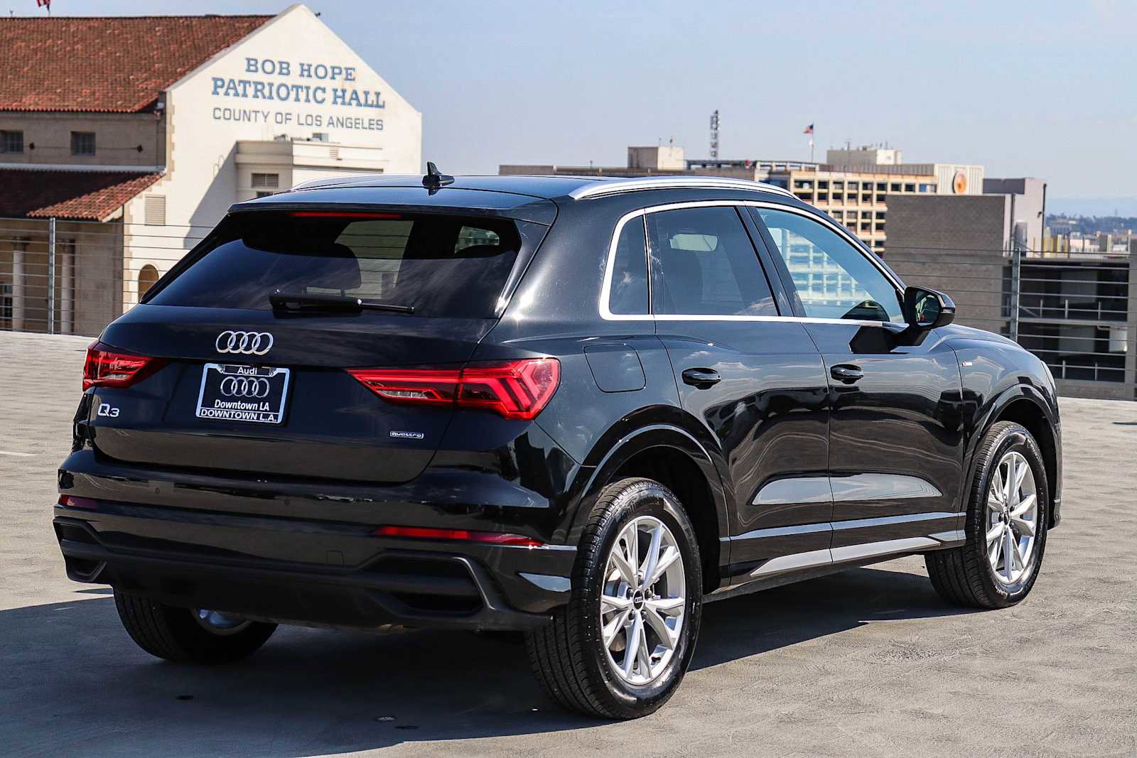 Used 2025 Audi Q3 2.0T Premium Plus w/ Premium Plus Package image 4