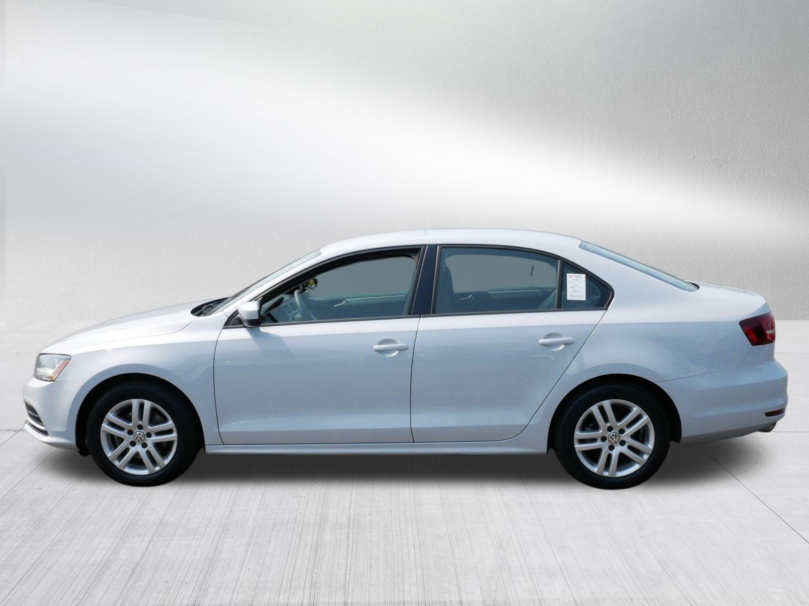 Used 2018 Volkswagen Jetta S FWD image 4