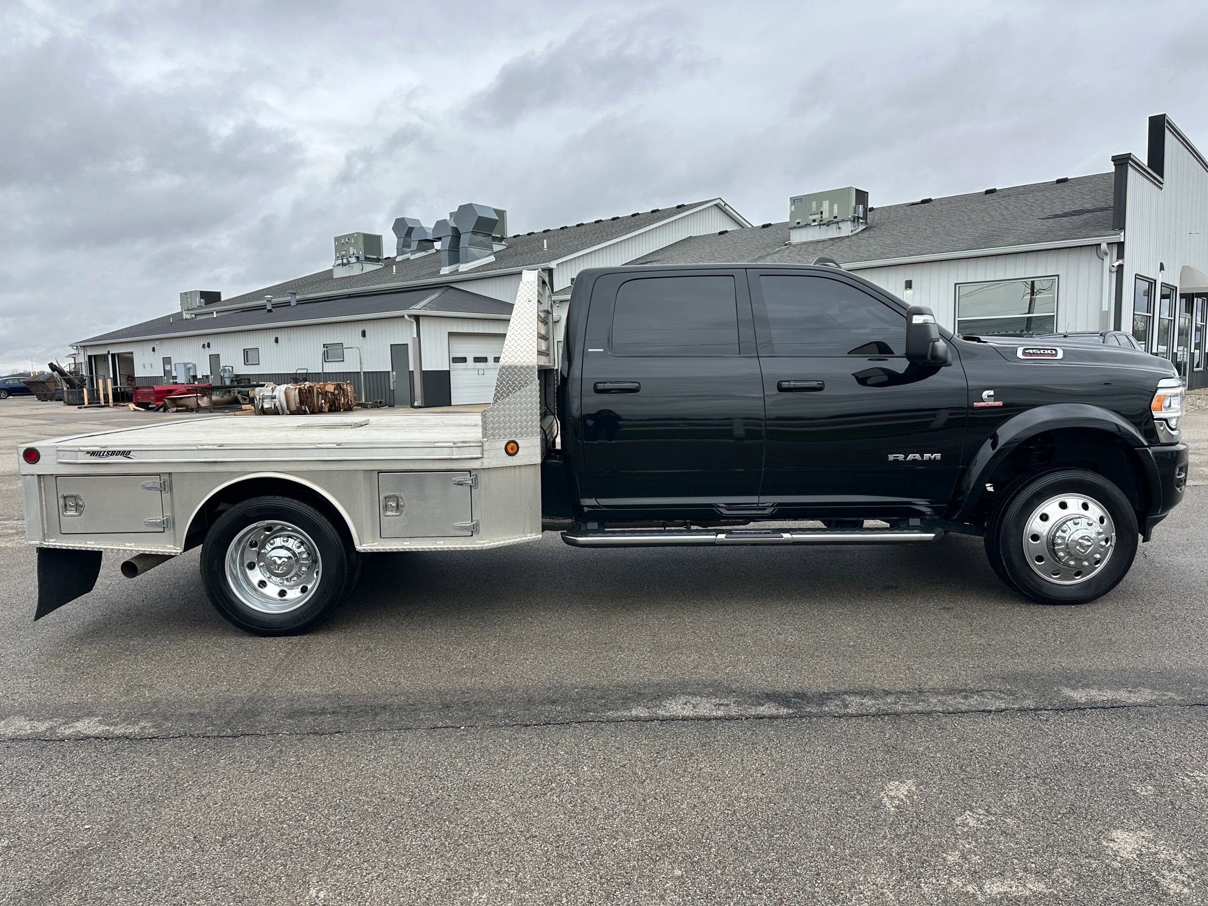 Used 2024 RAM 4500 Laramie image 7