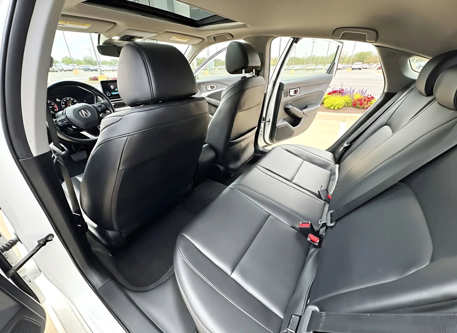 Used 2023 Acura Integra image 14