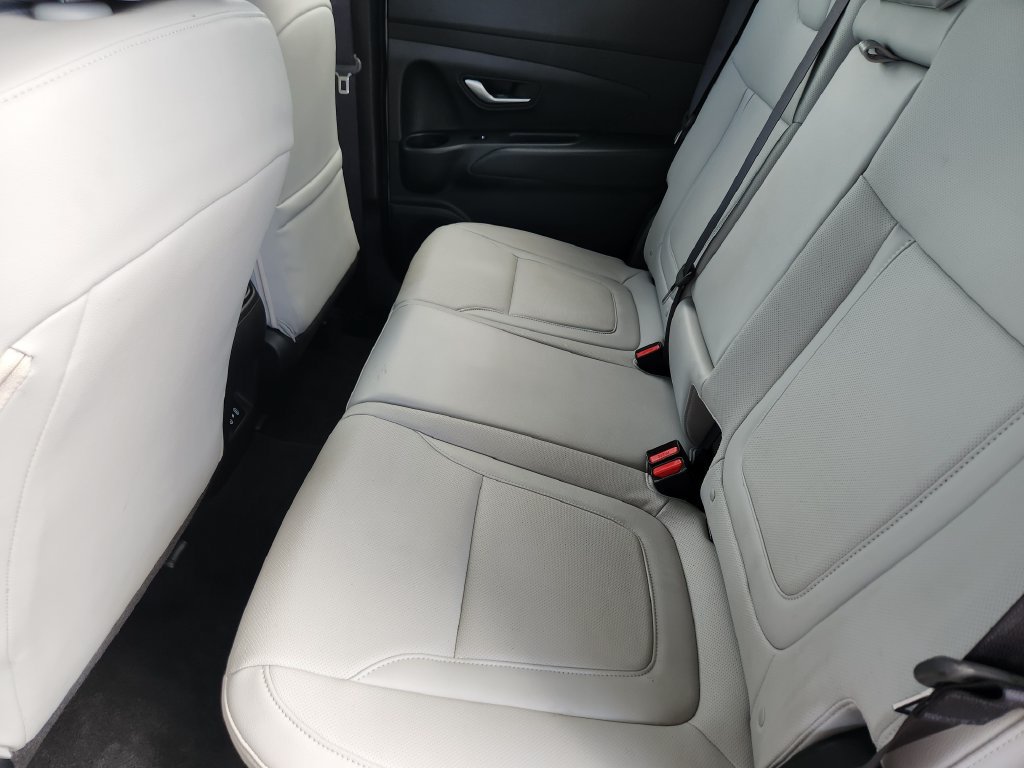 Used 2025 Hyundai Santa Cruz SEL AWD/4WD image 19