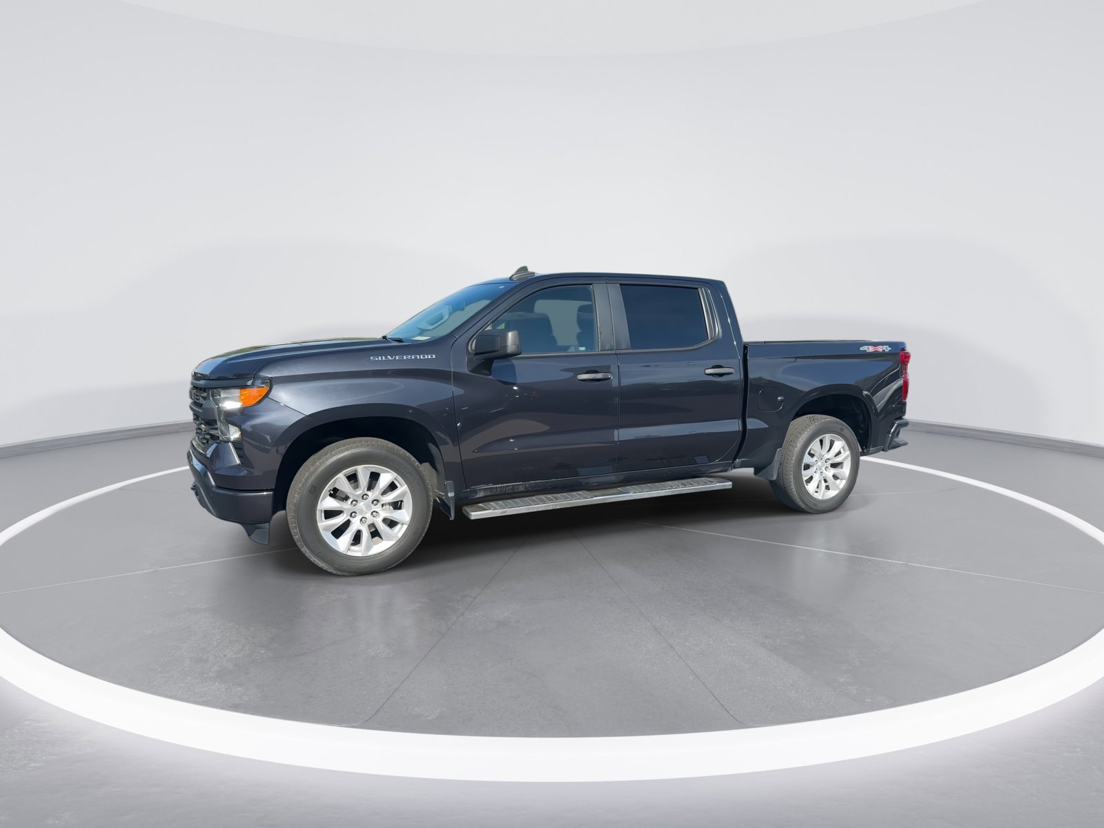 Used 2022 Chevrolet Silverado 1500 Custom image 5