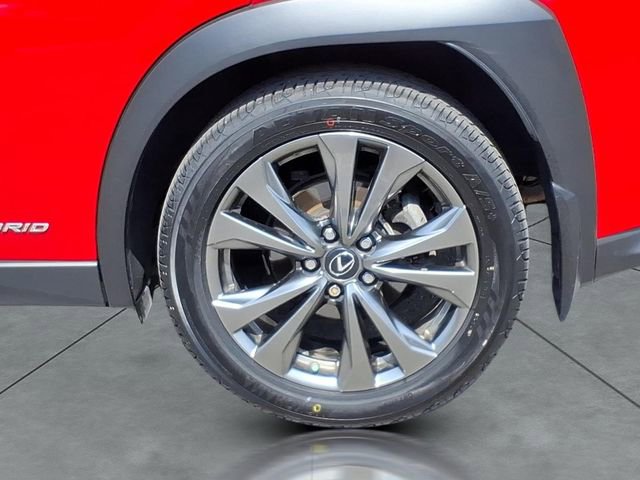 Used 2020 Lexus UX 250h F Sport w/ F Sport Premium Package AWD/4WD image 4