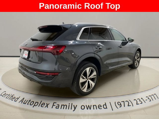 Used 2024 Audi Q8 e-tron Premium Plus w/ Premium Plus Package AWD/4WD image 5