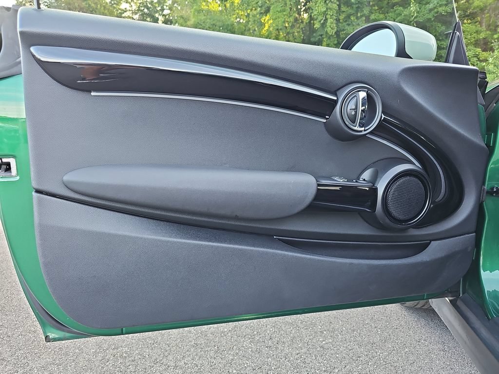 Used 2022 MINI Cooper SE FWD image 21