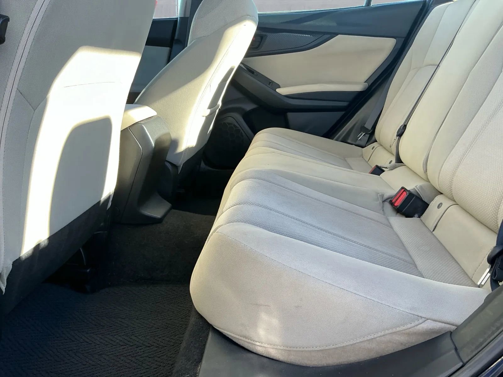 Used 2020 Subaru Impreza 2.0i Premium image 12