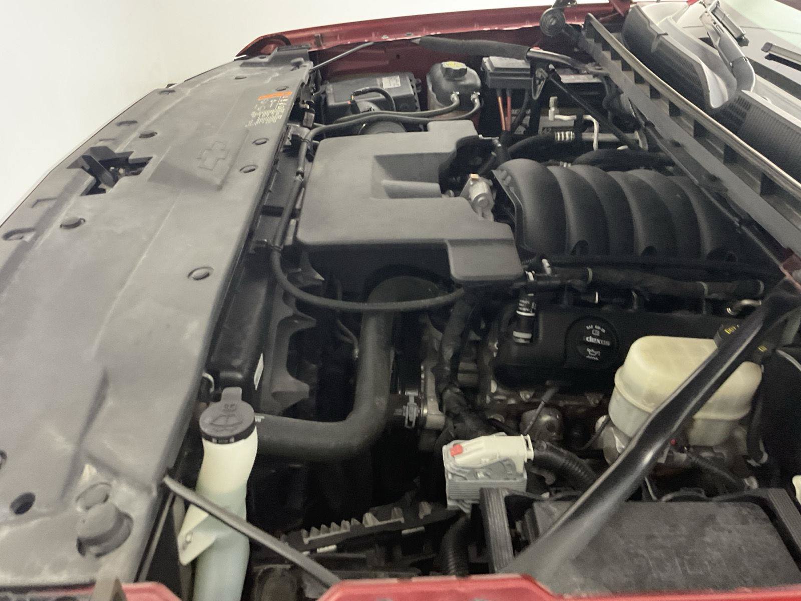 Used 2018 Chevrolet Silverado 1500 LT w/ All Star Edition AWD/4WD image 19