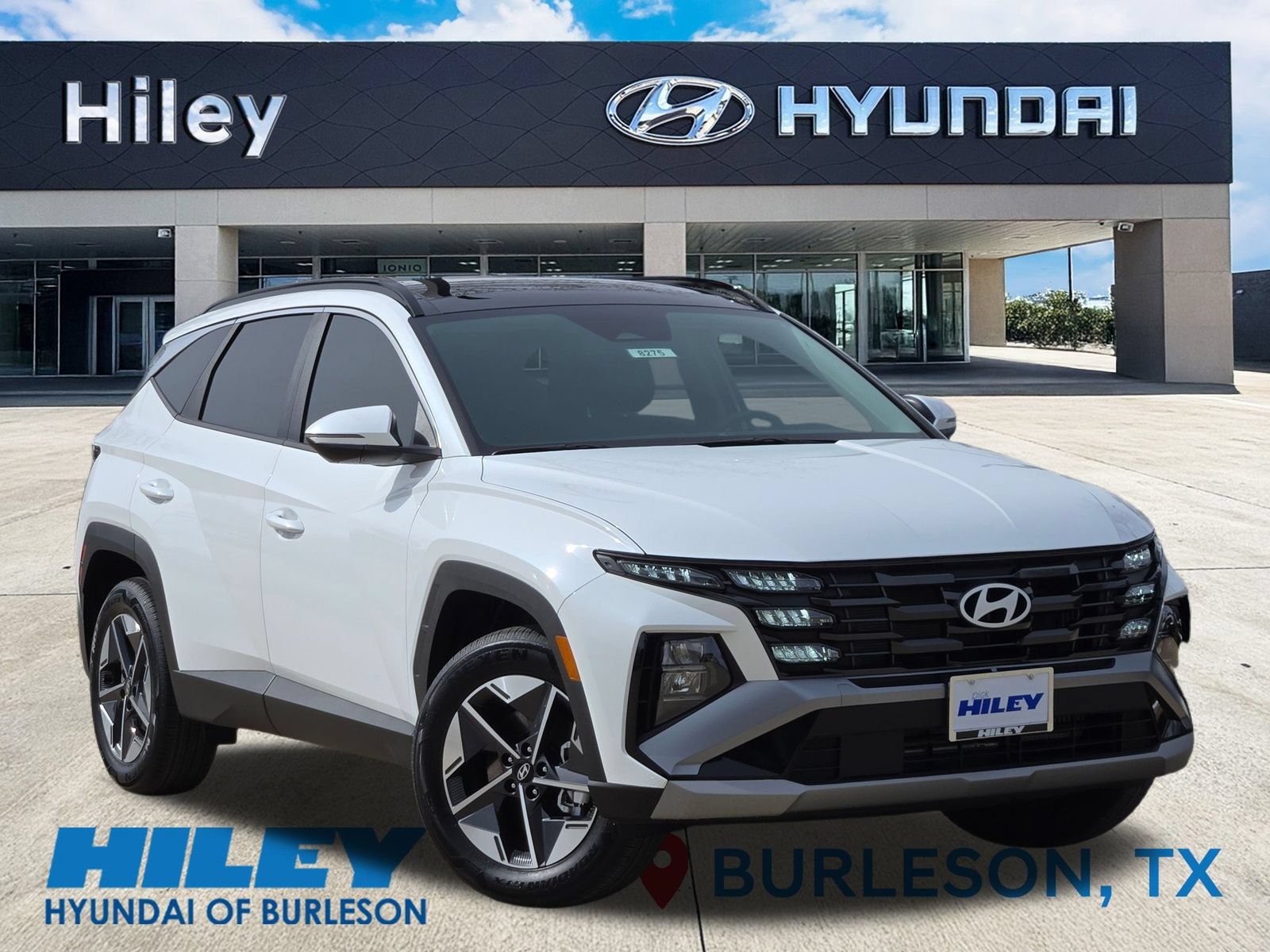 Certified 2025 Hyundai Tucson SEL w/ Tow & Go Package AWD/4WD image 1