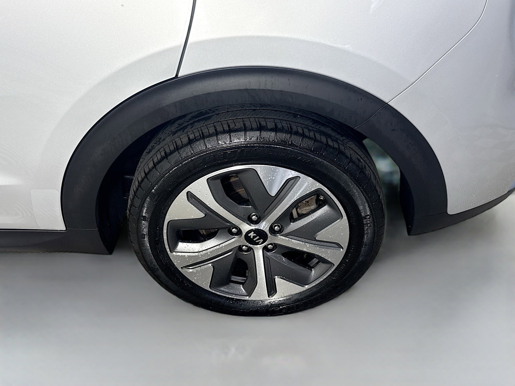 Used 2020 Kia Niro EX Premium image 37