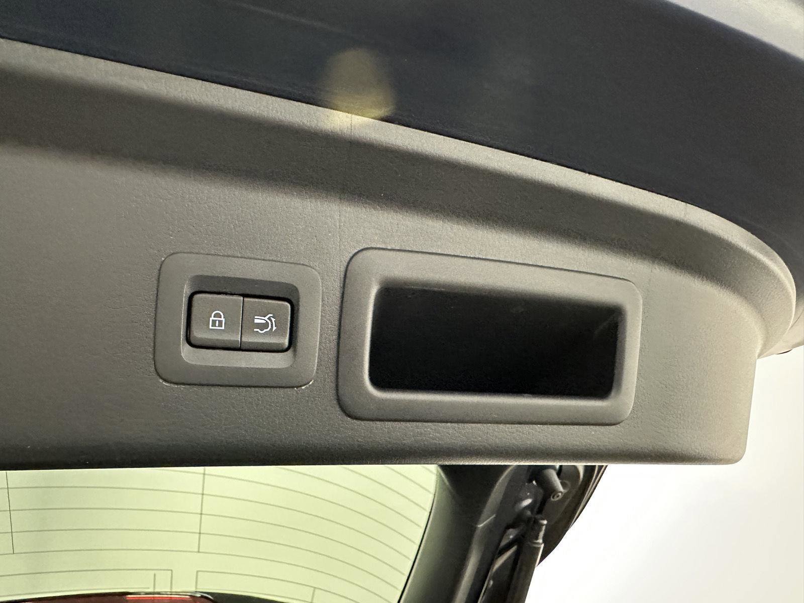 Used 2022 MAZDA CX-30 2.5 Turbo w/ Premium Plus Pkg image 33