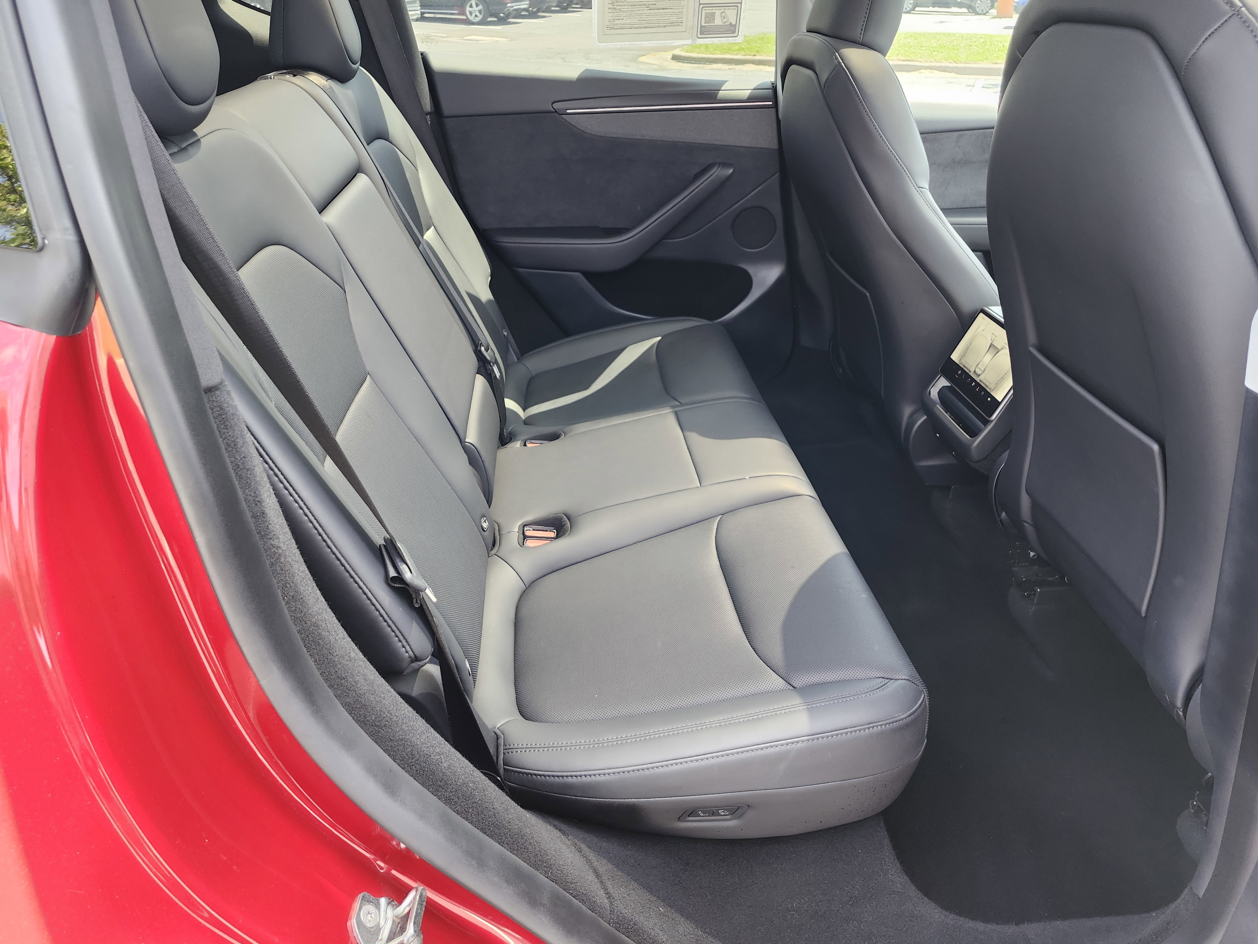 Used 2026 Tesla Model Y AWD image 19