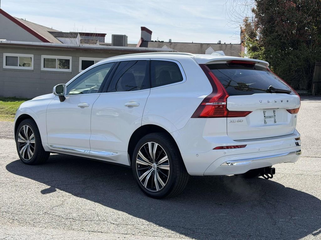 Used 2023 Volvo XC60 B5 Plus w/ Protection Package Premier image 22