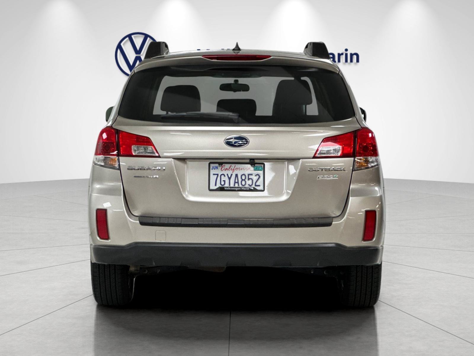 Used 2014 Subaru Outback 2.5i Limited AWD/4WD image 4