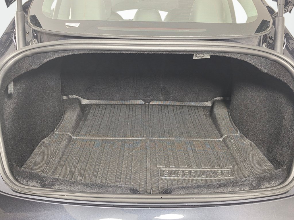 Used 2025 Tesla Model 3 Long Range RWD image 11