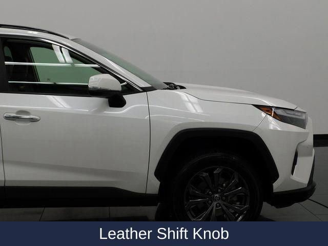 Used 2022 Toyota RAV4 Limited image 23