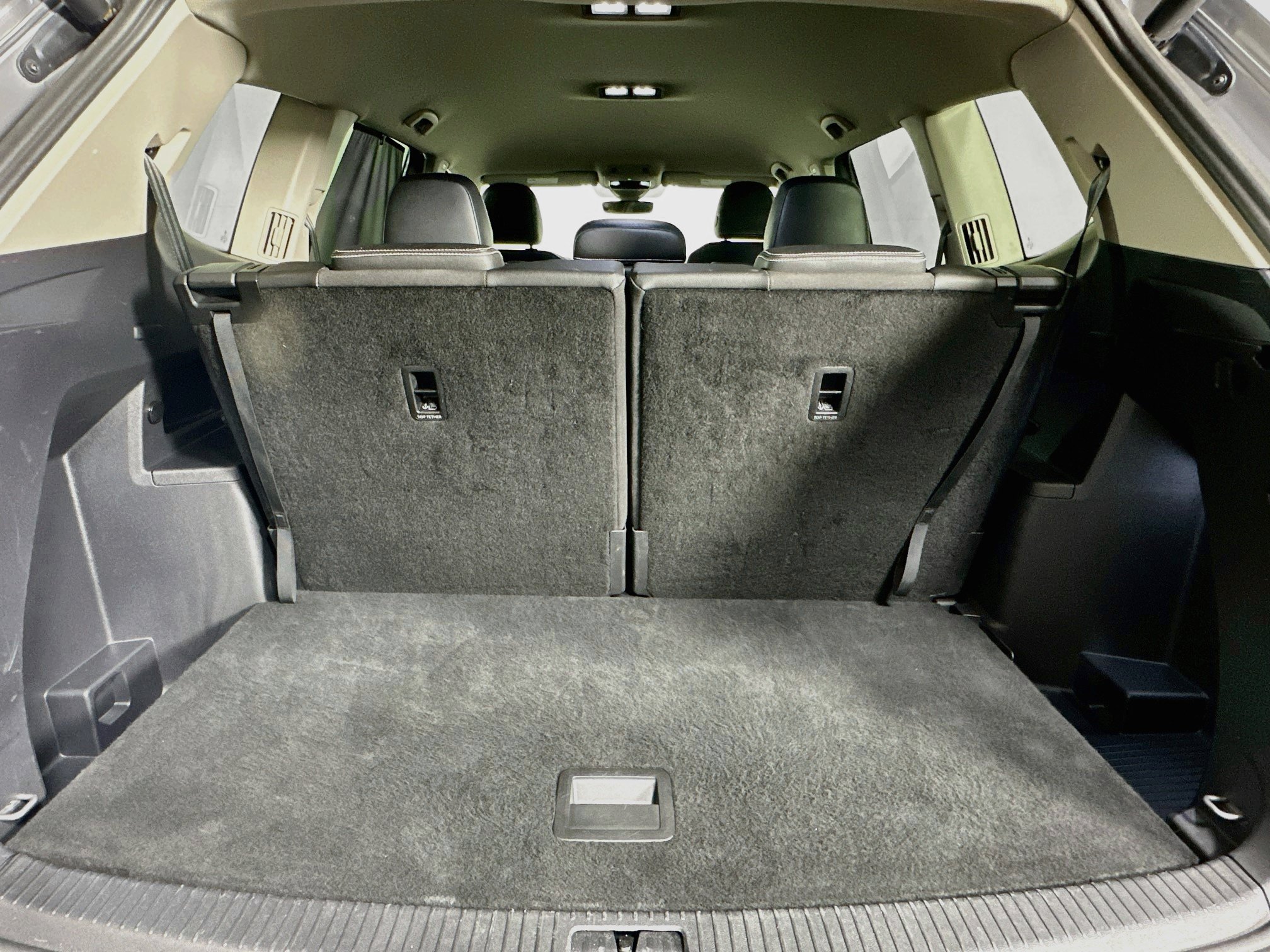 Used 2025 Volkswagen Atlas SE FWD image 29
