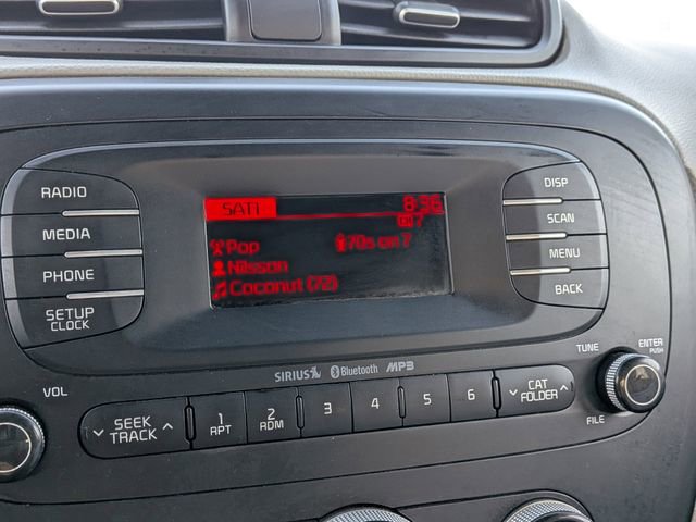 Used 2015 Kia Soul + image 17