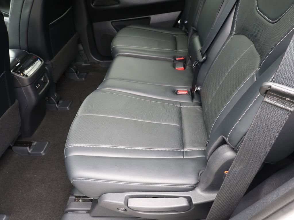 Certified 2023 INFINITI QX60 Luxe w/ Cargo Package image 18