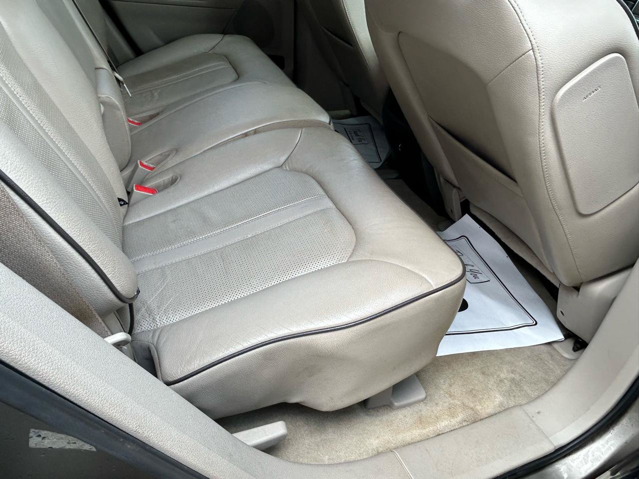Used 2012 Lincoln MKX AWD w/ Wood Pkg image 11