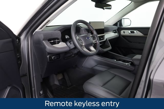 New 2026 Ford Explorer Active w/ Active Comfort Package image 24