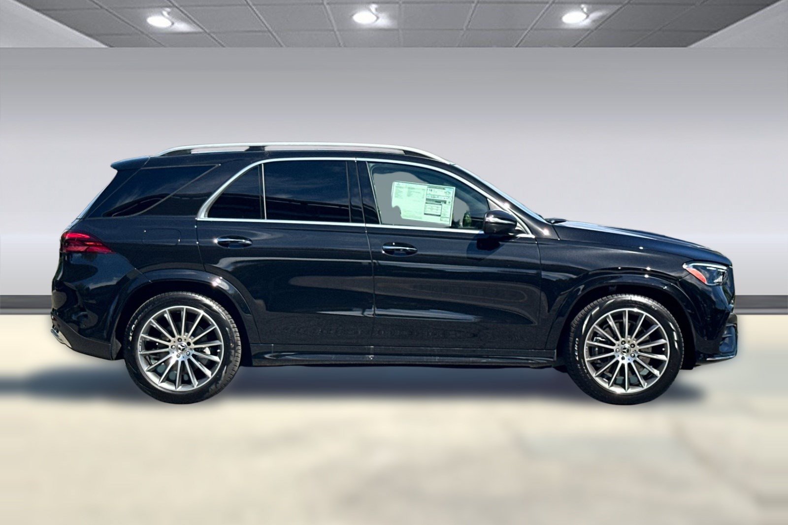 New 2026 Mercedes-Benz GLE 580 4MATIC image 8