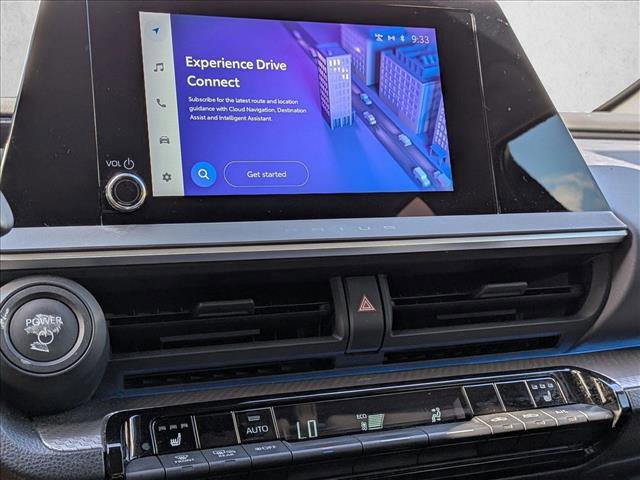 Used 2023 Toyota Prius XLE FWD image 7