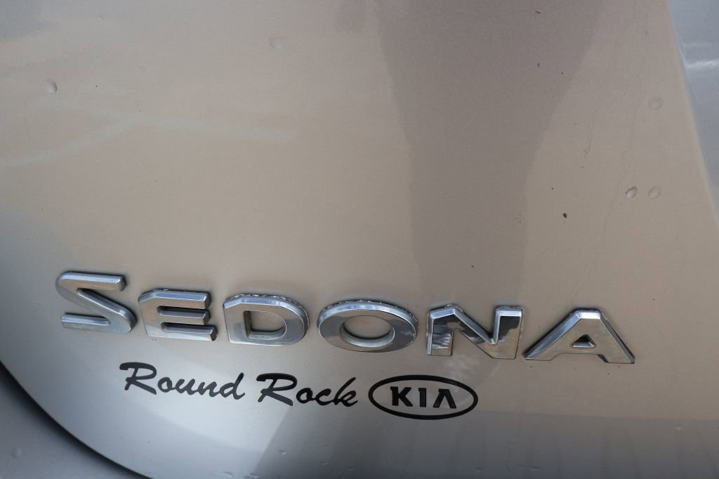 Used 2016 Kia Sedona L FWD image 11