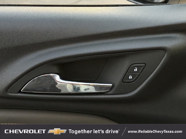 Used 2024 Chevrolet Trax ACTIV w/ Driver Confidence Package FWD image 27