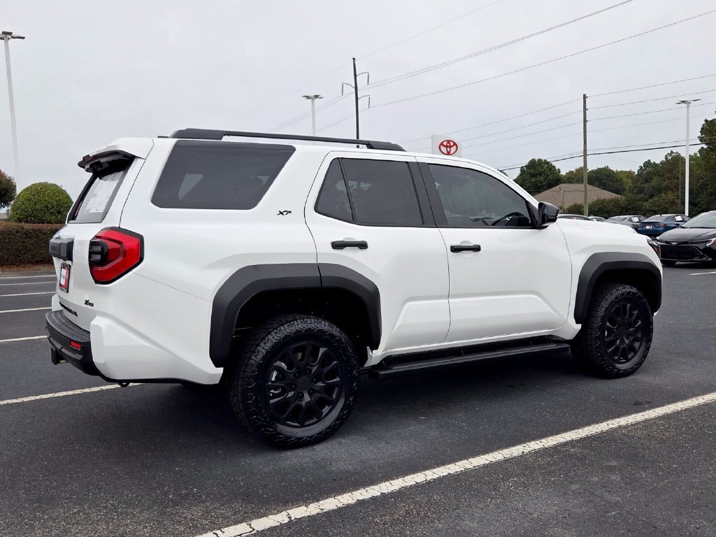 New 2026 Toyota 4Runner SR5 AWD/4WD image 13