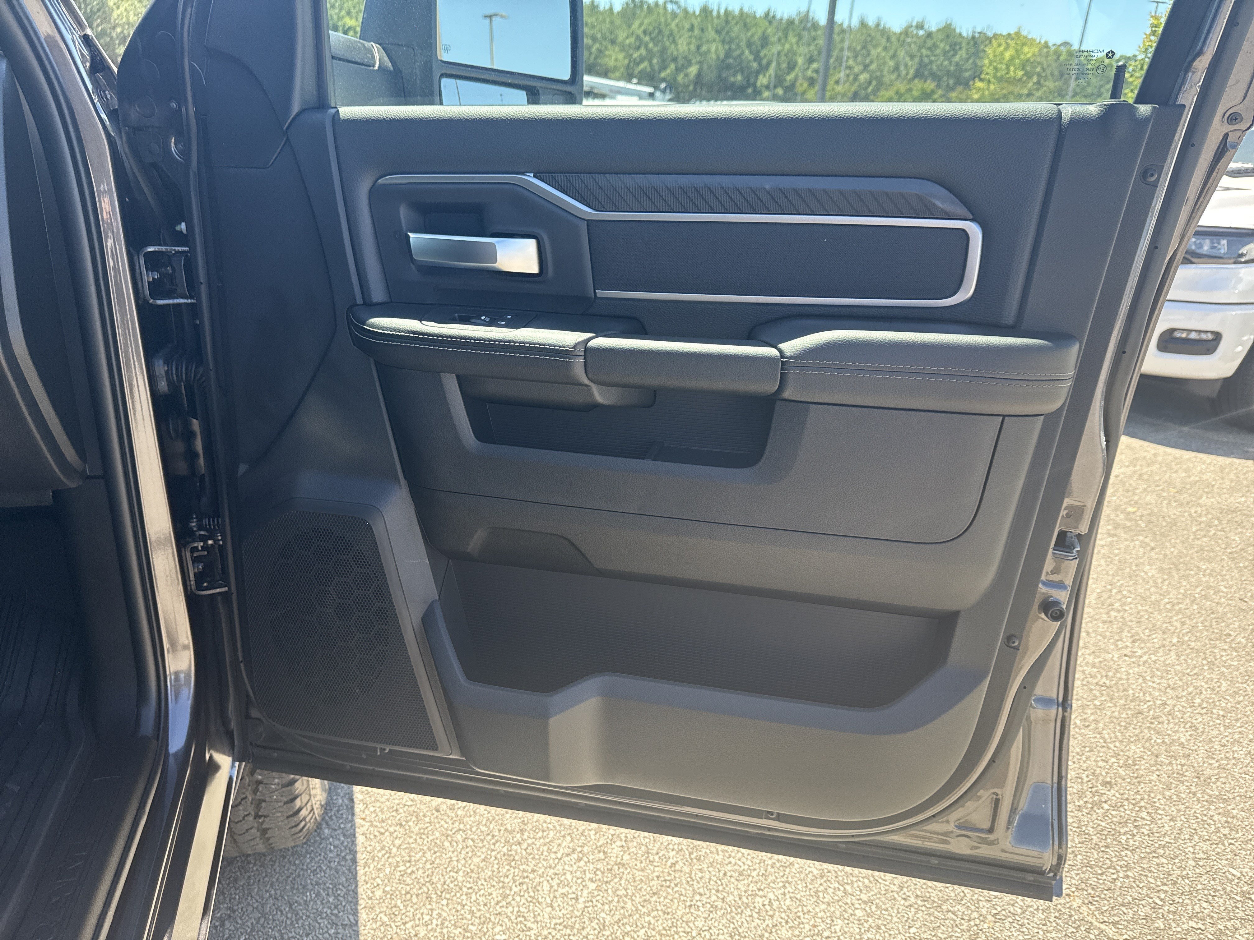 New 2026 RAM 2500 Big Horn AWD/4WD image 15