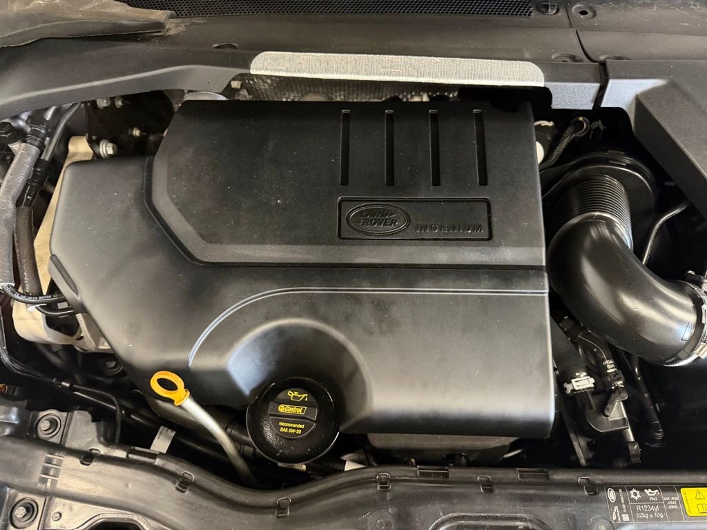 Used 2020 Land Rover Discovery Sport SE AWD/4WD image 7