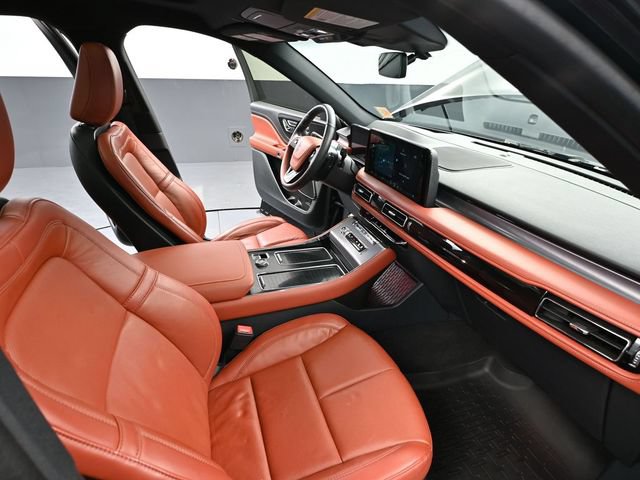 Used 2025 Lincoln Aviator Reserve w/ Jet Appearance Package AWD/4WD image 47