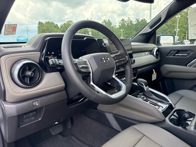 New 2026 Chevrolet Colorado ZR2 w/ Technology Package AWD/4WD image 17