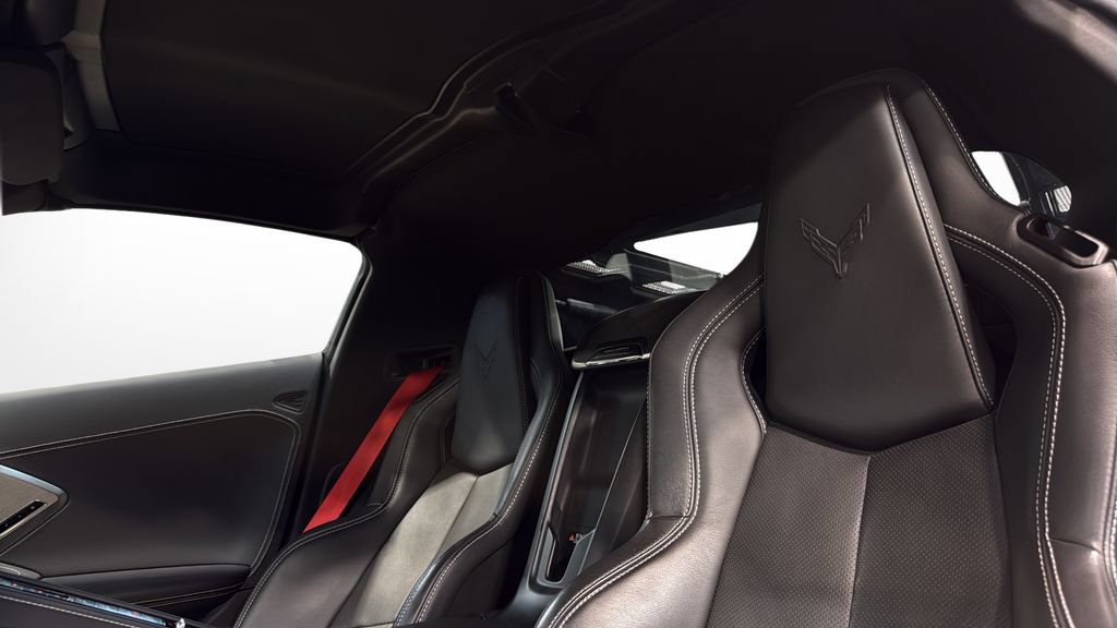 Used 2024 Chevrolet Corvette Stingray Preferred Cpe w/ Battery Protection Package RWD image 35