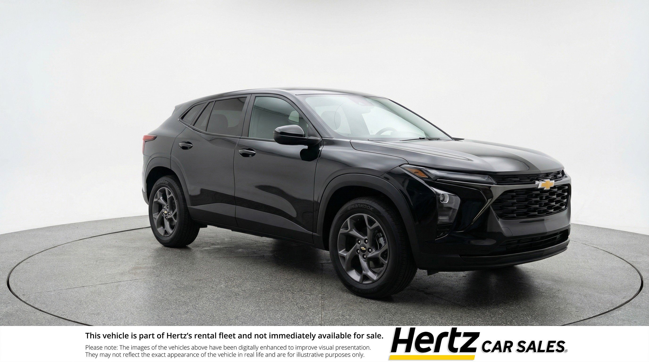 Used 2025 Chevrolet Trax LT image 1