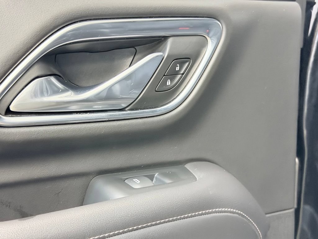 Used 2021 GMC Yukon SLE AWD/4WD image 18