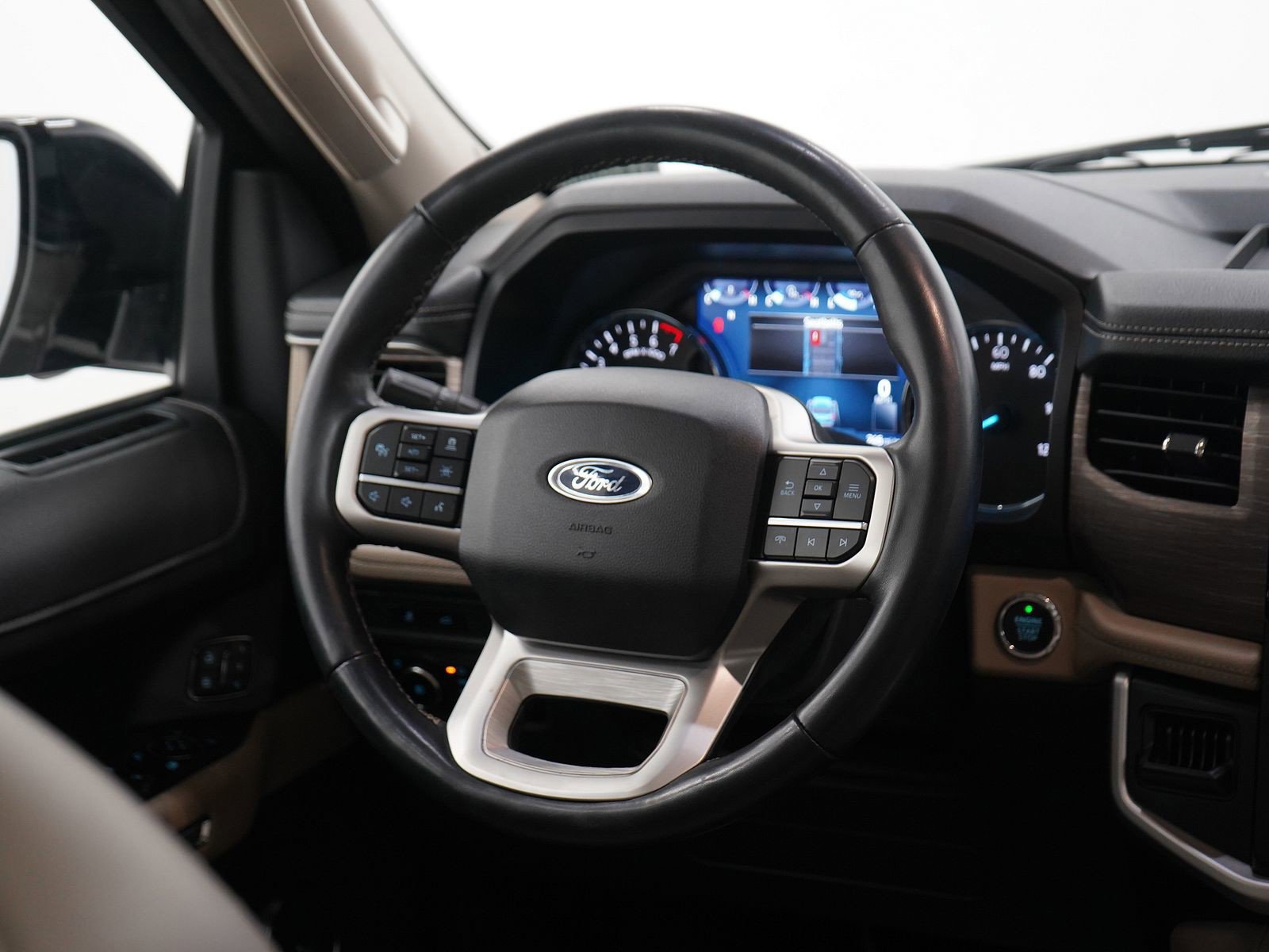 Used 2024 Ford Expedition Max Limited image 16