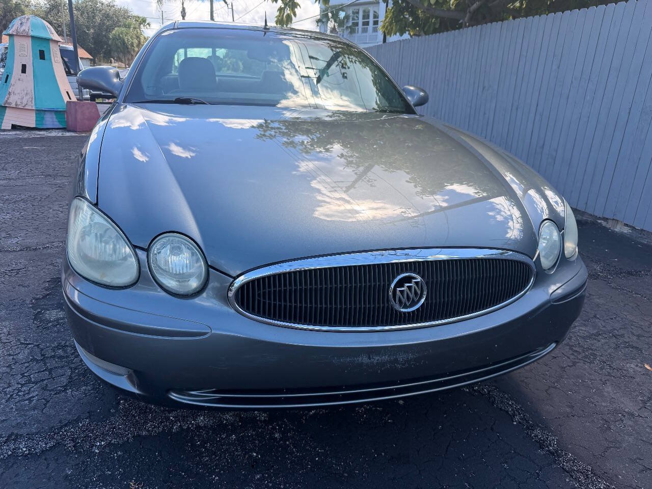 Used 2005 Buick LaCrosse CX FWD image 2
