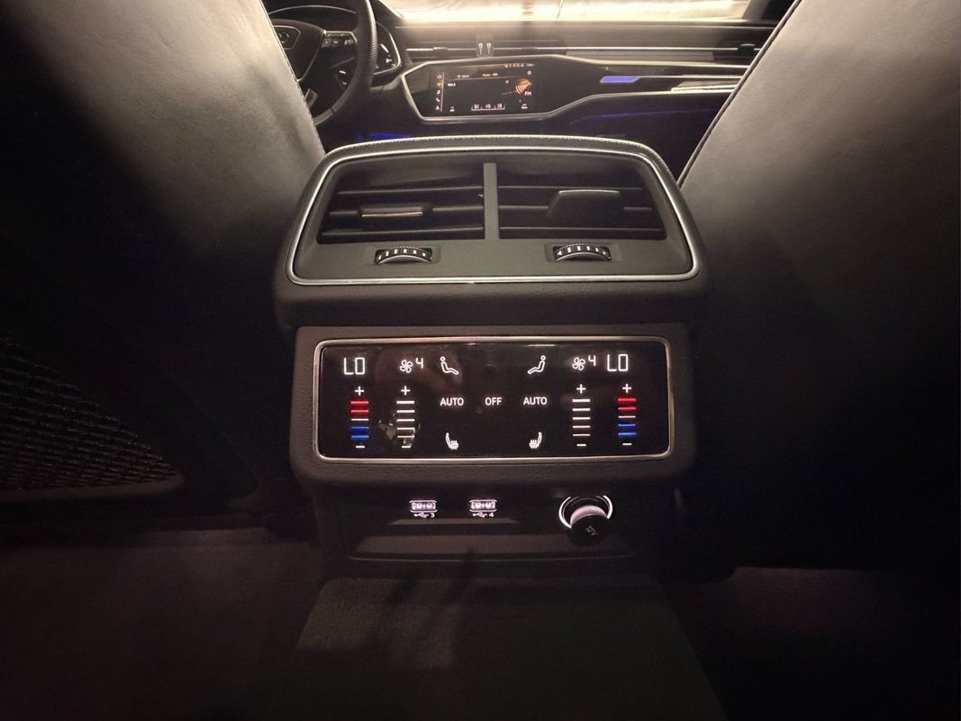Used 2020 Audi S7 Prestige AWD/4WD image 30
