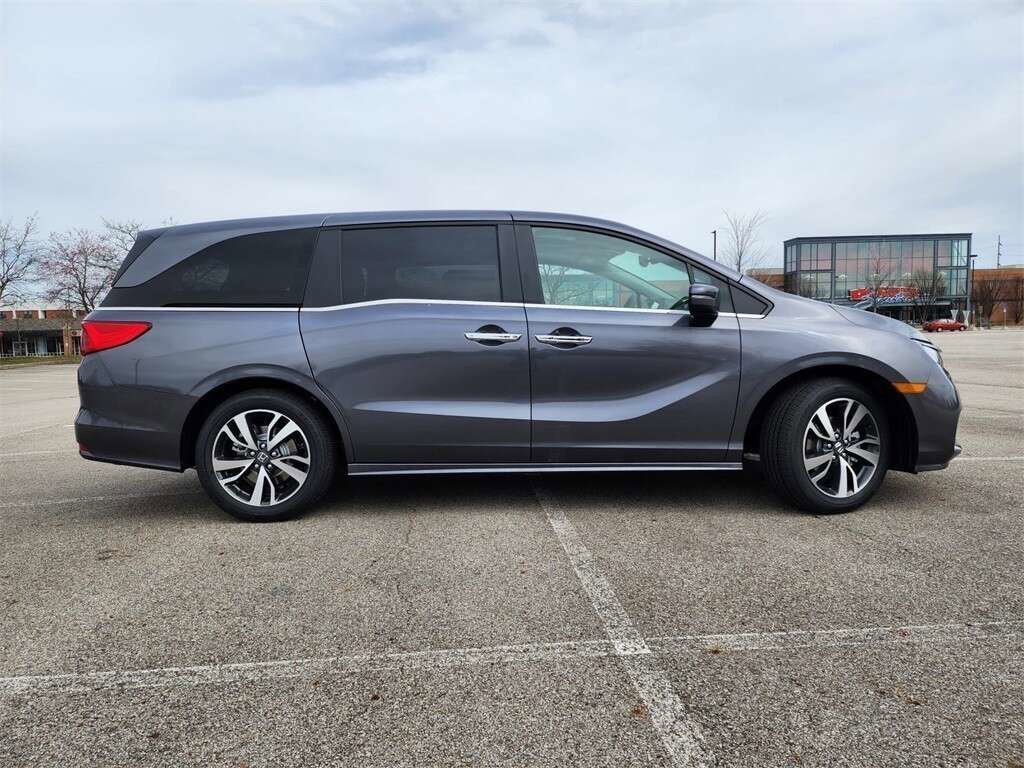 Used 2024 Honda Odyssey Touring image 17