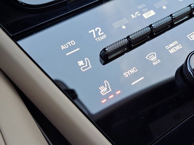 Certified 2024 Porsche Cayenne S image 34