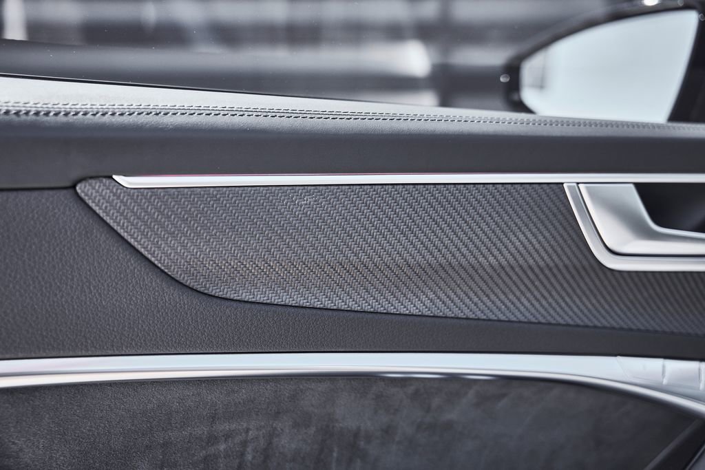 Used 2022 Audi RS 6 image 39