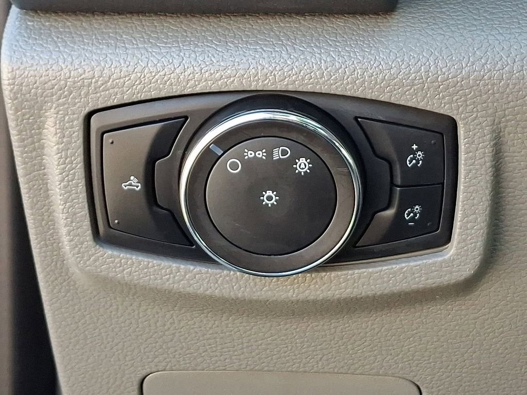 Used 2022 Ford F350 XL w/ Power Equipment Group image 20