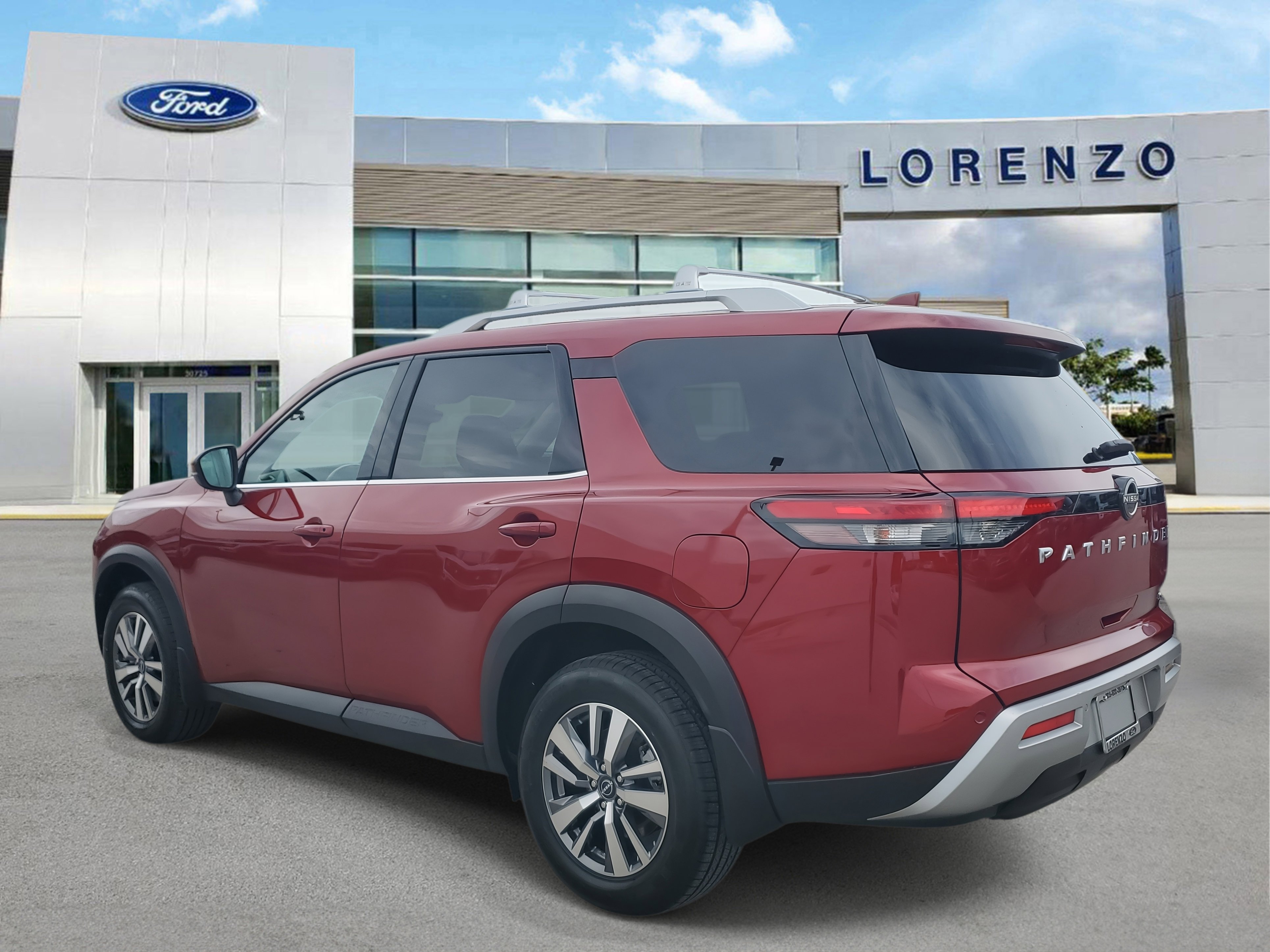 Used 2024 Nissan Pathfinder SL image 7