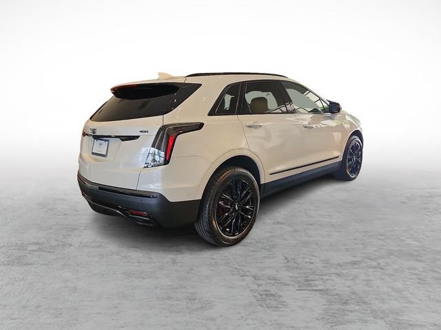 New 2026 Cadillac XT5 Sportv w/ LPO, Onyx Lite Package AWD/4WD image 3