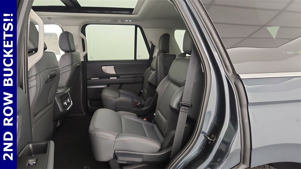 New 2025 Ford Expedition Active image 13