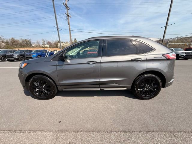 Used 2024 Ford Edge SE w/ Black Appearance Package AWD/4WD image 8