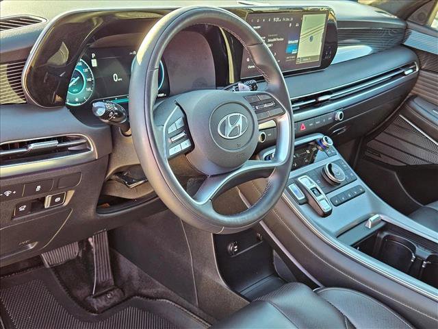 Used 2024 Hyundai Palisade Calligraphy image 9