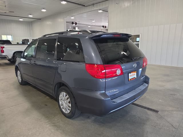 Used 2007 Toyota Sienna LE w/ LE Pkg 2 FWD image 6