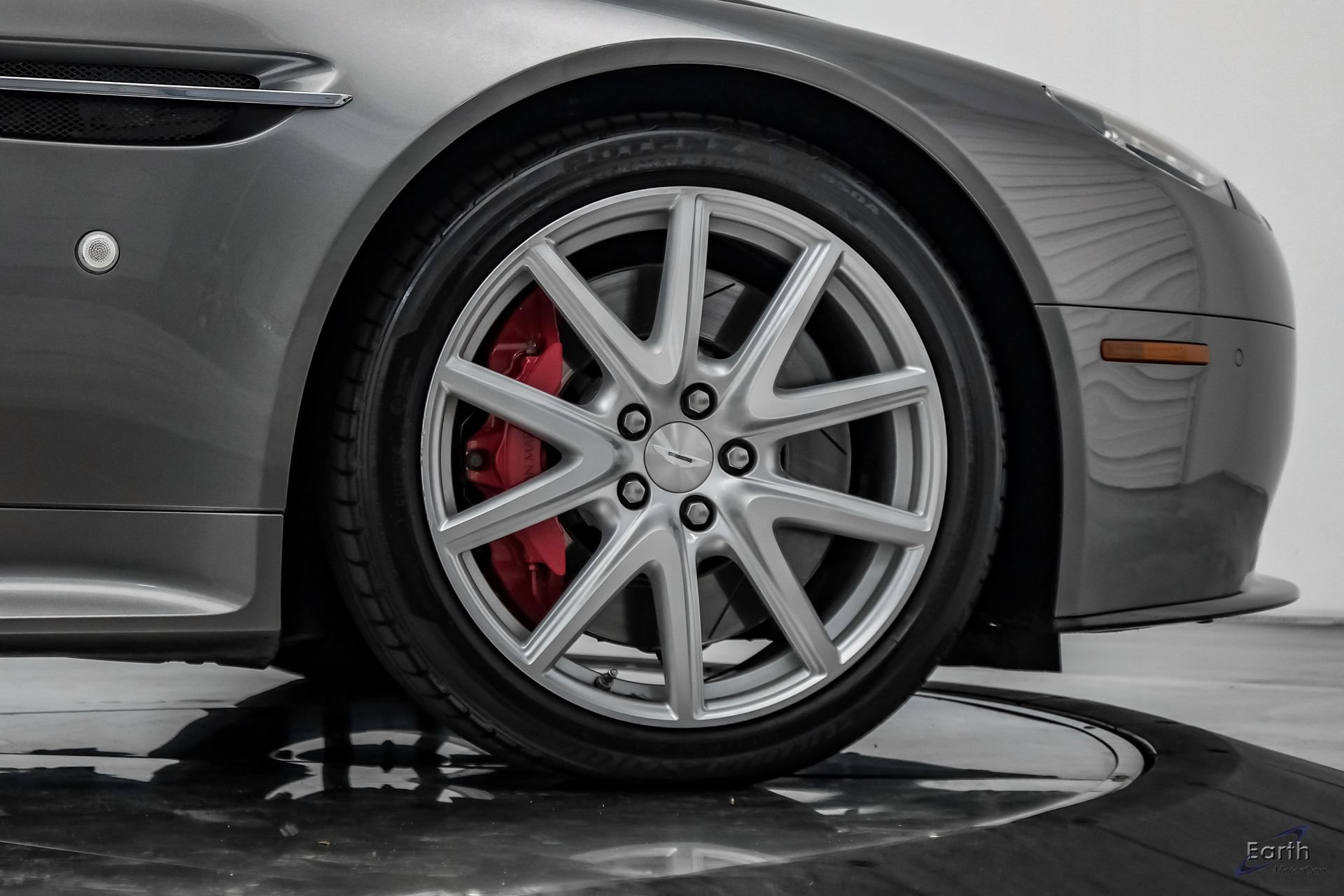 Used 2014 Aston Martin V8 Vantage S RWD image 97